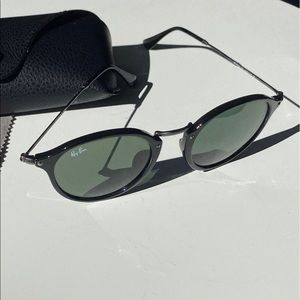 Ray Band Round Fleck sunglasses